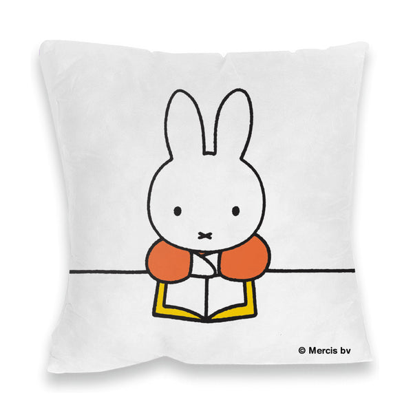 in love with my new miffy pillow ₍ᐢ..ᐢ₎♡ also my new white sheets from  @everlastingfabric !