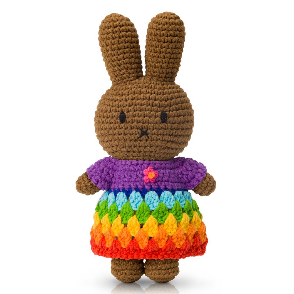 Melanie Handmade and her bright rainbow dress